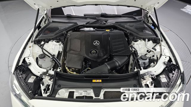 Mercedes-Benz E-Class 2024 — photo 6