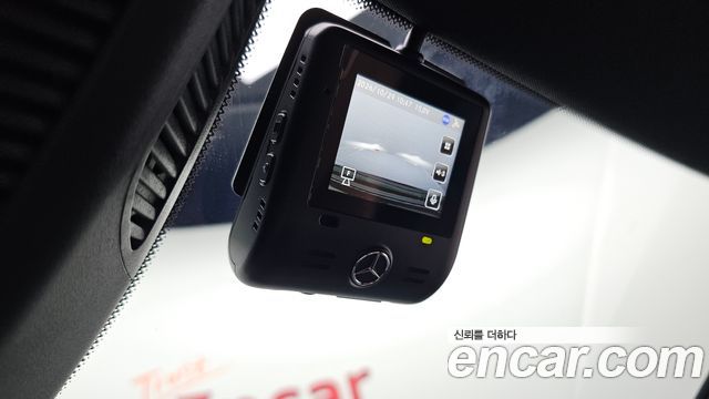 Mercedes-Benz E-Class 2024 — photo 30