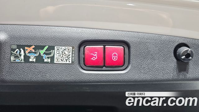 Mercedes-Benz E-Class 2024 — photo 38