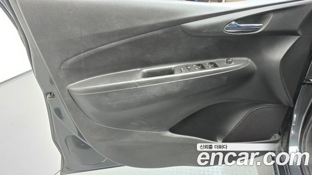 Chevrolet Korea Spark 2017 — photo 14