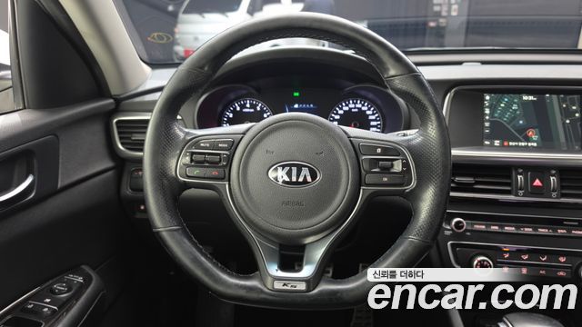 Kia K5 2016 — photo 13