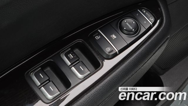 Kia K5 2016 — photo 15