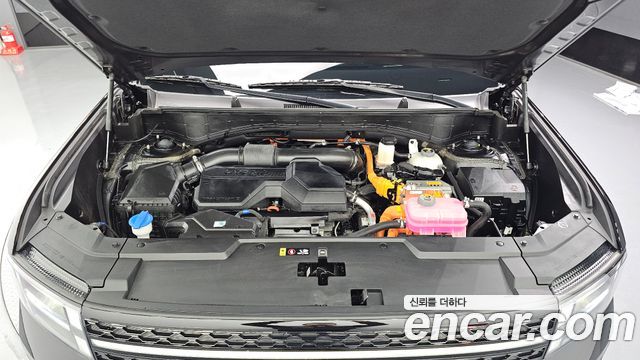 Hyundai Santafe 2025 — photo 6