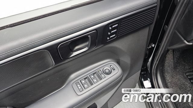 Hyundai Santafe 2025 — photo 19