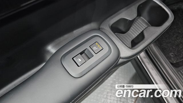 Hyundai Santafe 2025 — photo 30