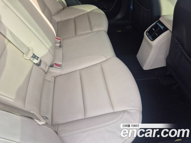 Kia K7 2016 — photo 19