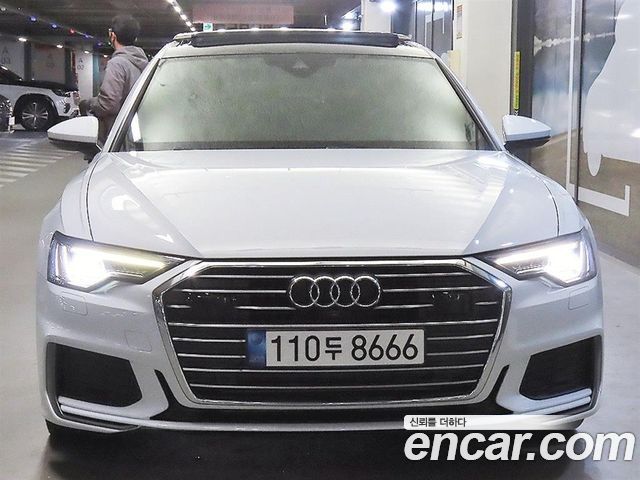 Audi A6 2021 — photo 1