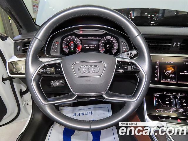 Audi A6 2021 — photo 8