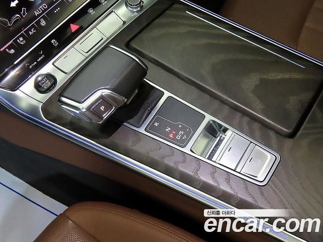 Audi A6 2021 — photo 12