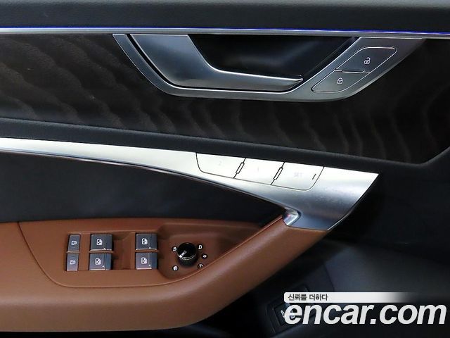 Audi A6 2021 — photo 14