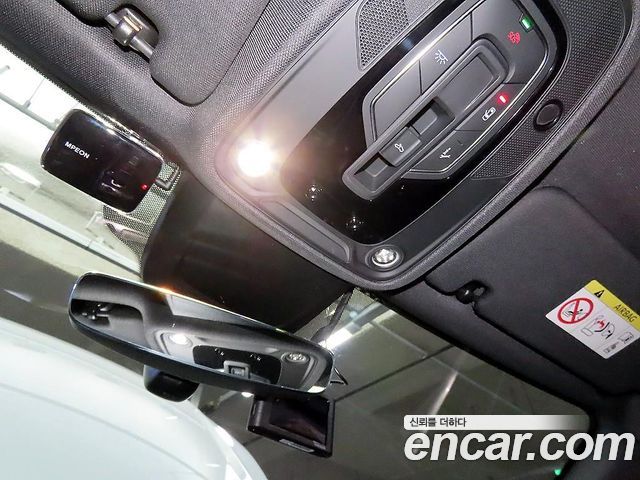 Audi A6 2021 — photo 15