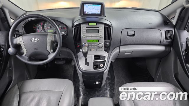 Hyundai Starex 2014 — photo 10