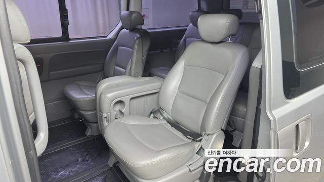 Hyundai Starex 2014 — photo 18