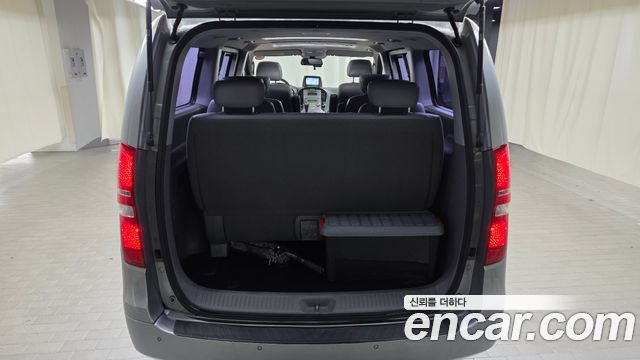 Hyundai Starex 2014 — photo 23