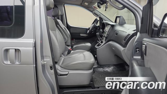 Hyundai Starex 2014 — photo 16