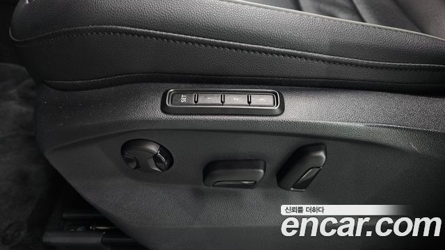 Volkswagen Tiguan 2022 — photo 29