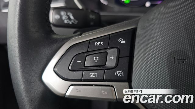 Volkswagen Tiguan 2022 — photo 30