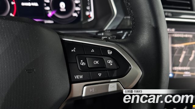 Volkswagen Tiguan 2022 — photo 32