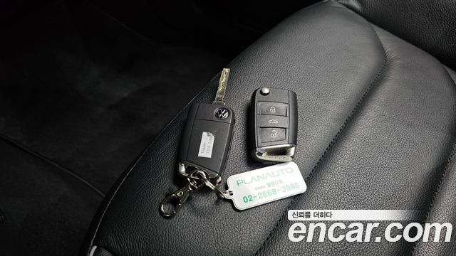 Volkswagen Tiguan 2022 — photo 40