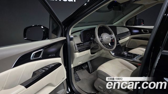 Kia Canival 2023 — photo 13