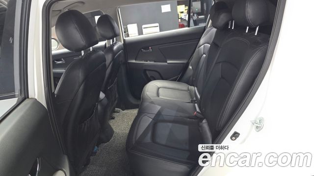 Kia Sportage 2013 — photo 11