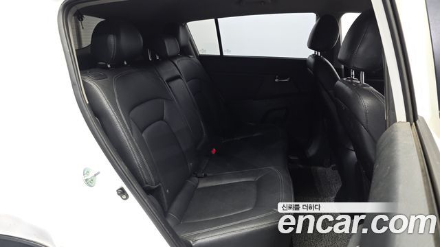 Kia Sportage 2013 — photo 12