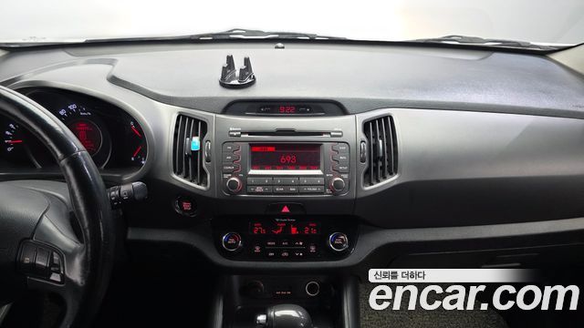 Kia Sportage 2013 — photo 14