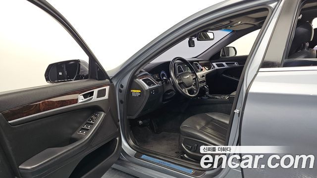 Hyundai Genesis 2015 — photo 13