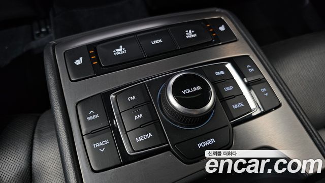 Hyundai Genesis 2015 — photo 26