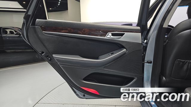 Hyundai Genesis 2015 — photo 15