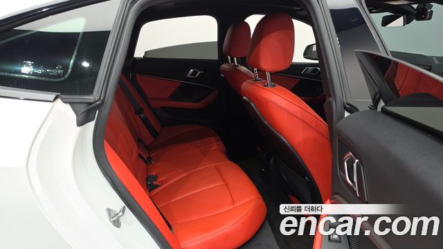 BMW 2-Series 2021 — photo 17