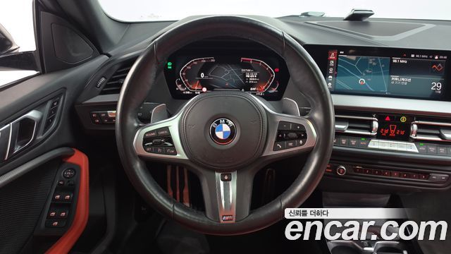 BMW 2-Series 2021 — photo 18