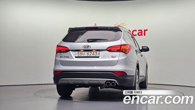 Hyundai Santafe 2015 — photo 4