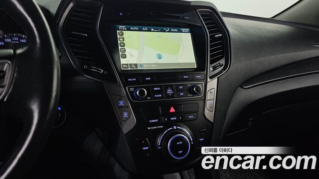 Hyundai Santafe 2015 — photo 16