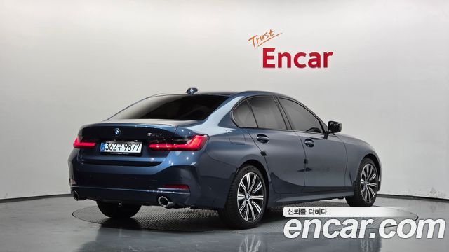 BMW 3-Series 2026 — photo 2