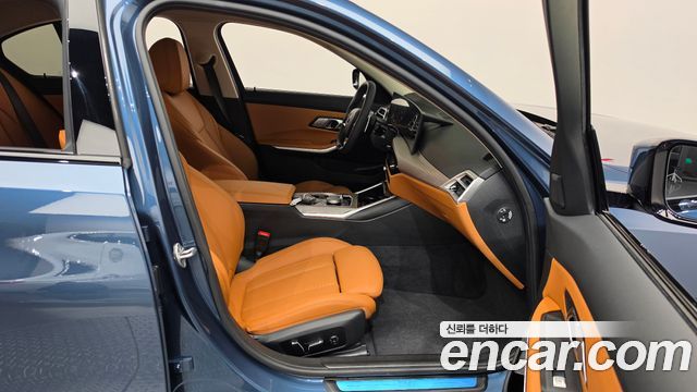 BMW 3-Series 2026 — photo 16