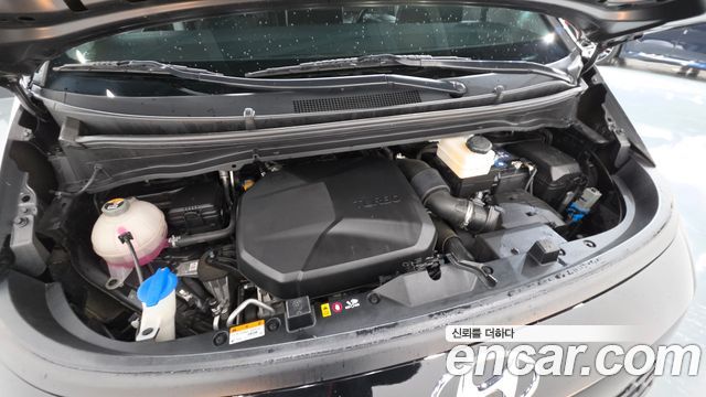 Hyundai Staria 2023 — photo 6