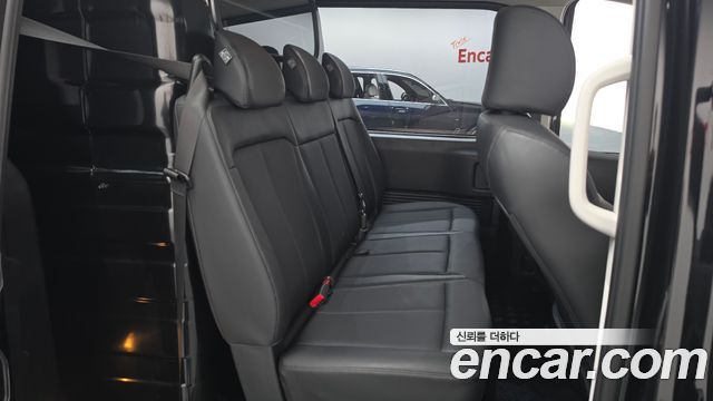Hyundai Staria 2023 — photo 17