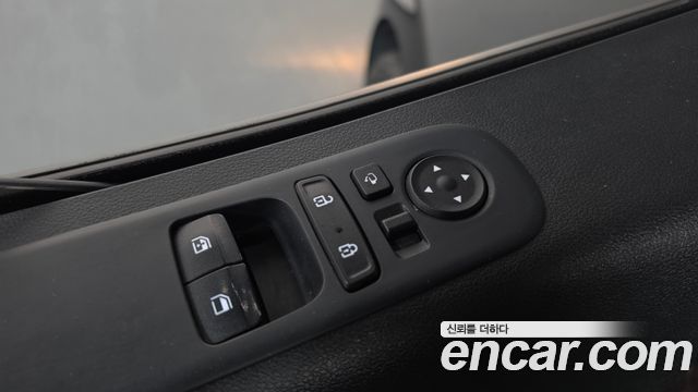 Hyundai Staria 2023 — photo 29