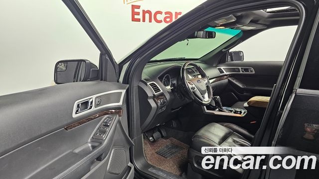 Ford Explorer 2014 — photo 10