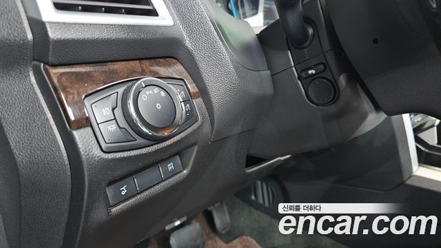 Ford Explorer 2014 — photo 13