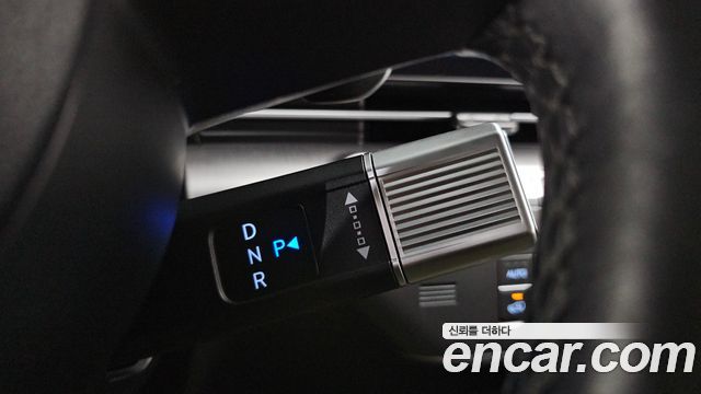 Hyundai Kona 2023 — photo 12