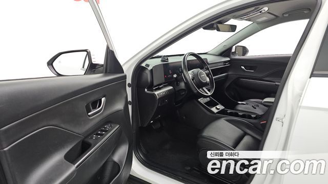 Hyundai Kona 2023 — photo 13
