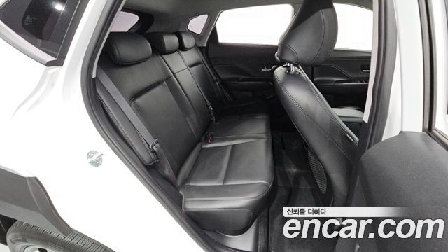 Hyundai Kona 2023 — photo 17