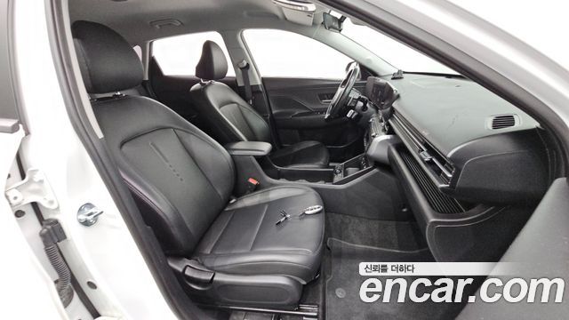 Hyundai Kona 2023 — photo 18