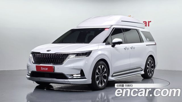Kia Canival 2021 — photo 1