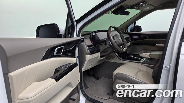 Kia Canival 2021 — photo 13