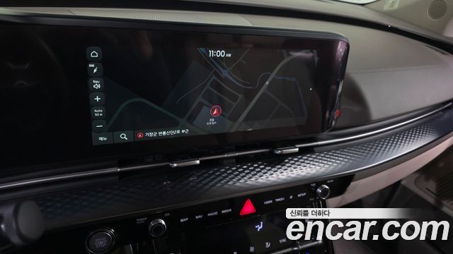Kia Canival 2021 — photo 19