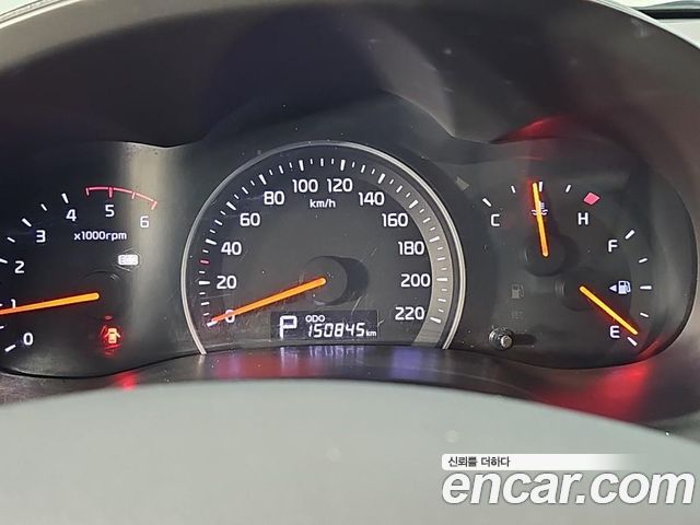 Kia Canival 2014 — photo 7