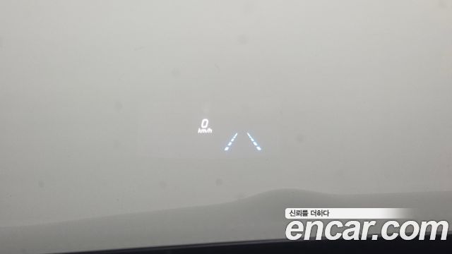 Mercedes-Benz E-Class 2021 — photo 17